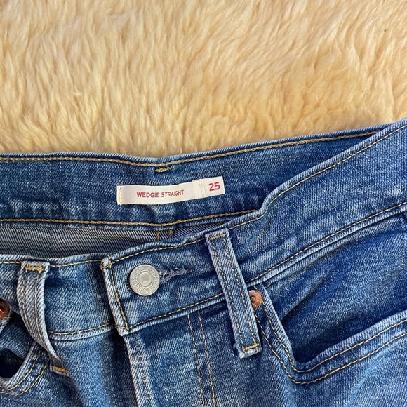 Levi’s Wedgie Straight Leg Jeans - 25 - Picture 4 of 7
